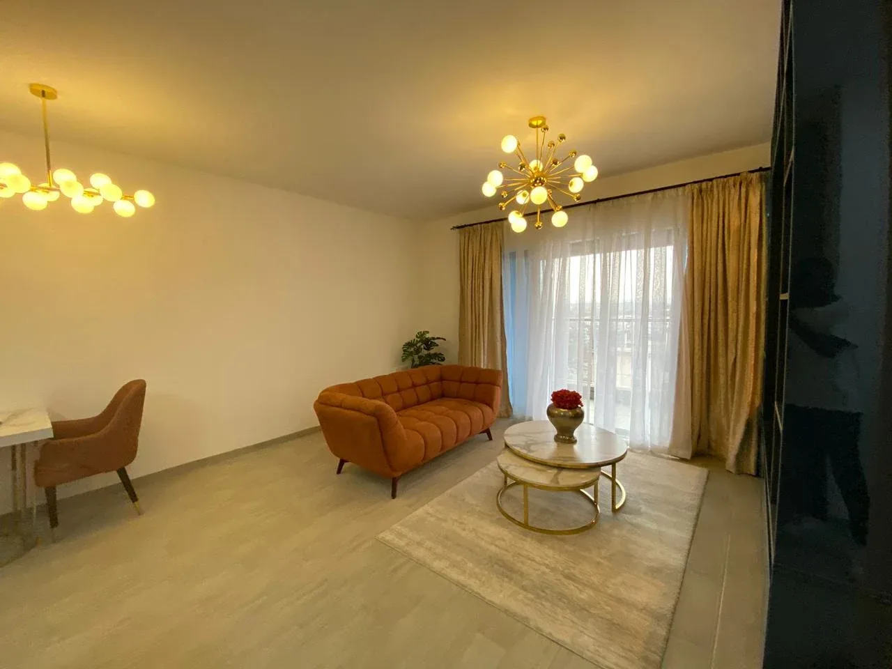 Fountain Residency thumbnail 9