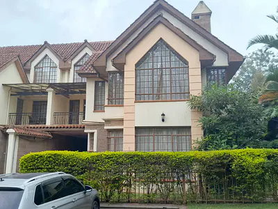 Cottersbrook Villas in Lavington
