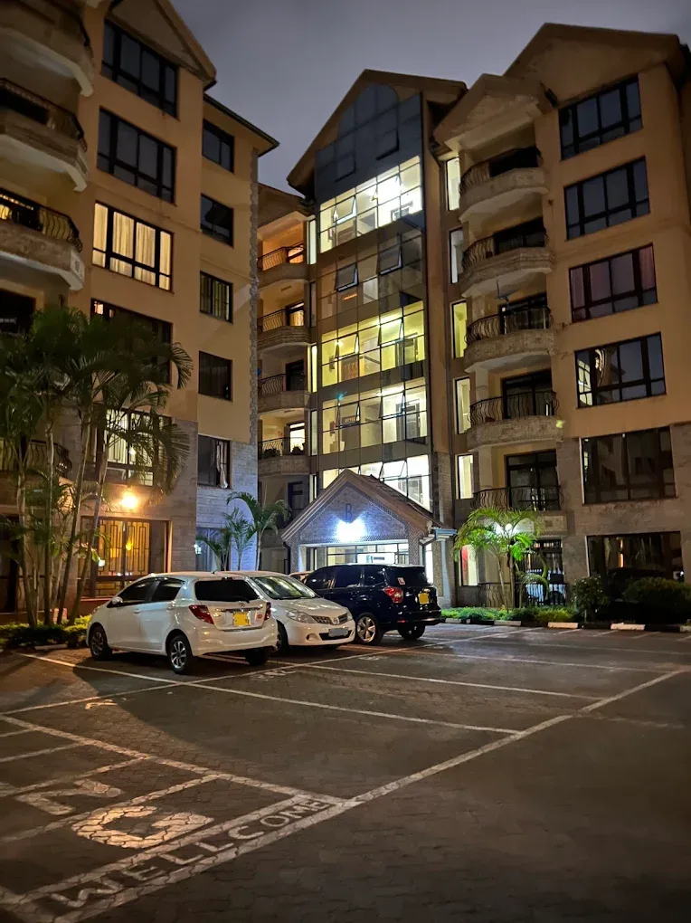 Makaazi Apartments Avenue house in Kilimani photo 3