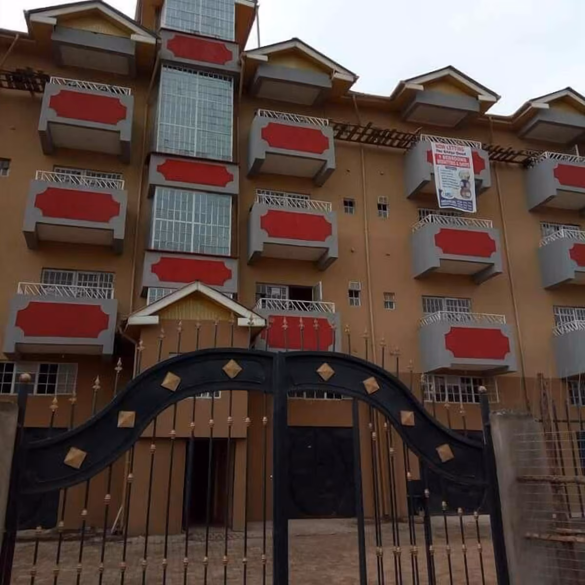 Bridge Court Apartments in Lavington