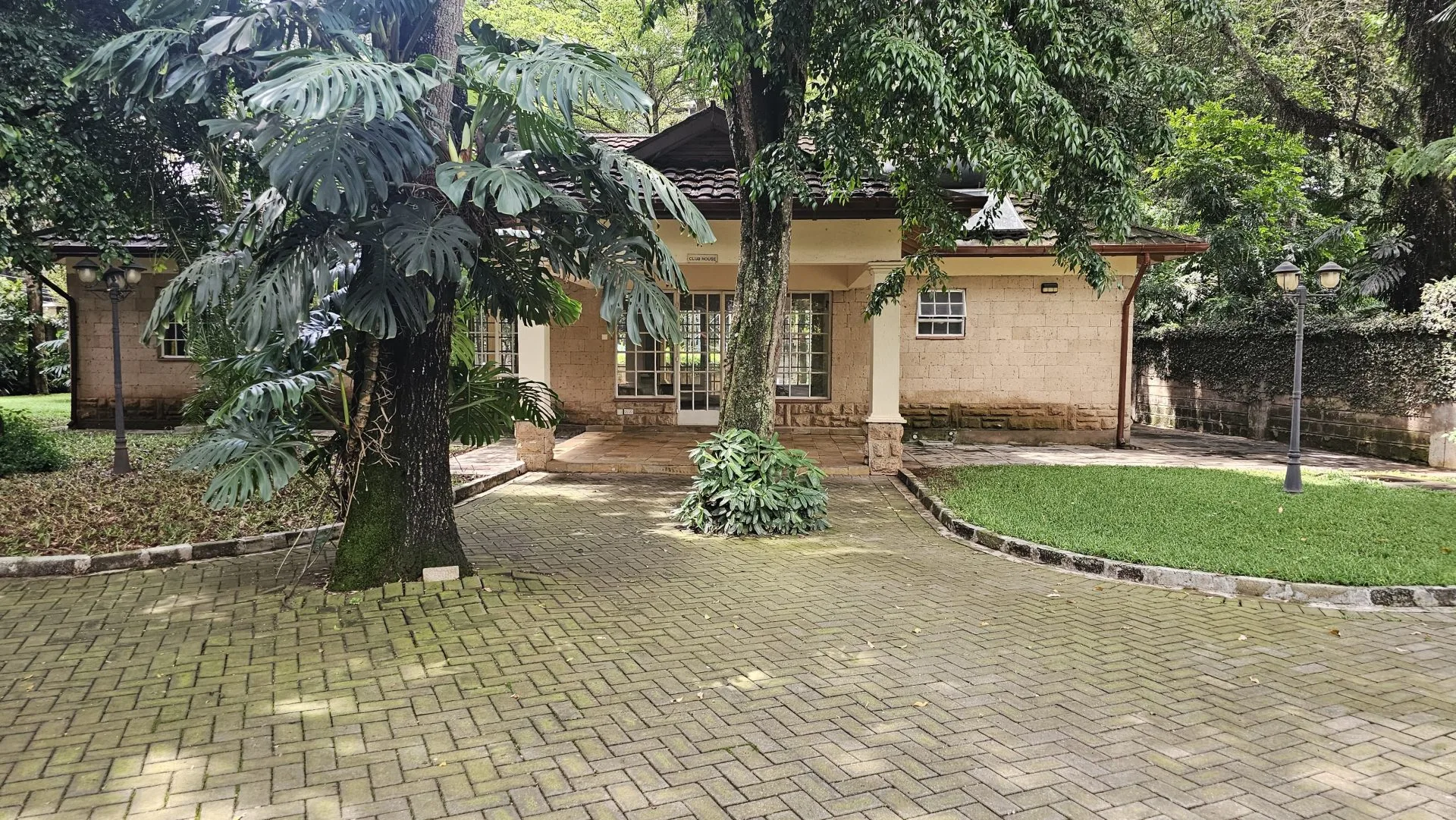 Miotoni Woods thumbnail 9