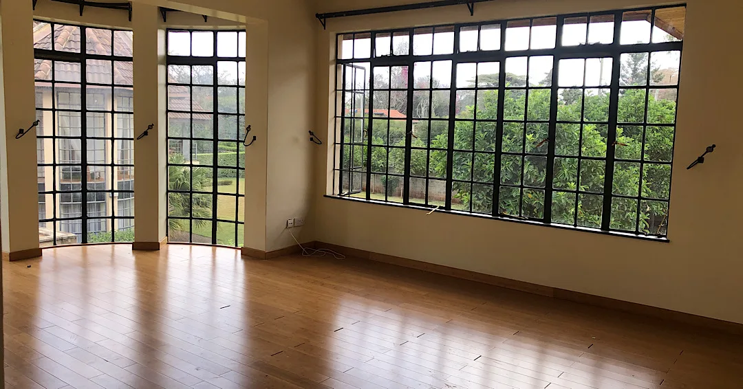 Tipuana Gardens thumbnail 3