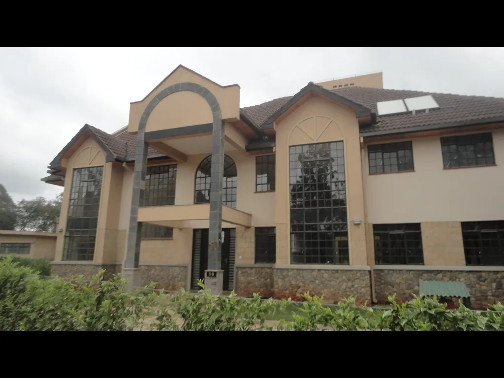 Tipuana Gardens thumbnail 9