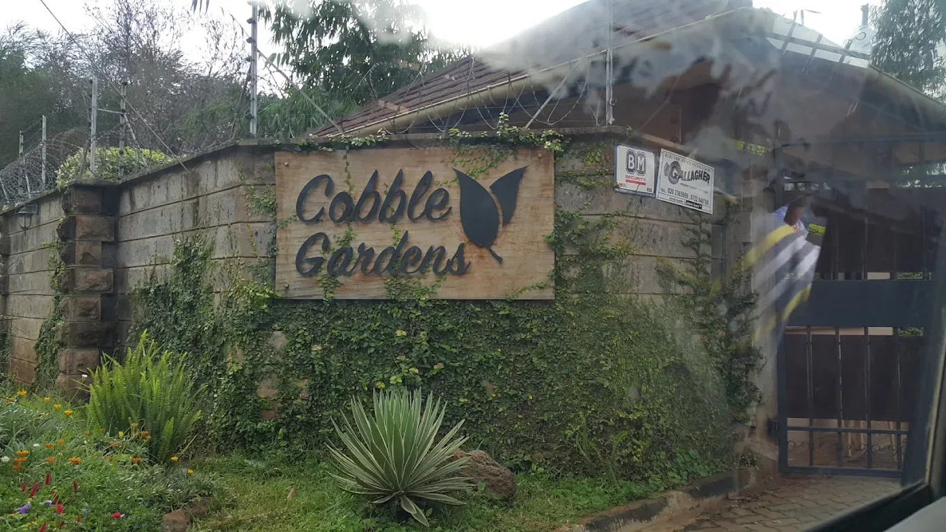 Cobble Gardens Karen thumbnail 2