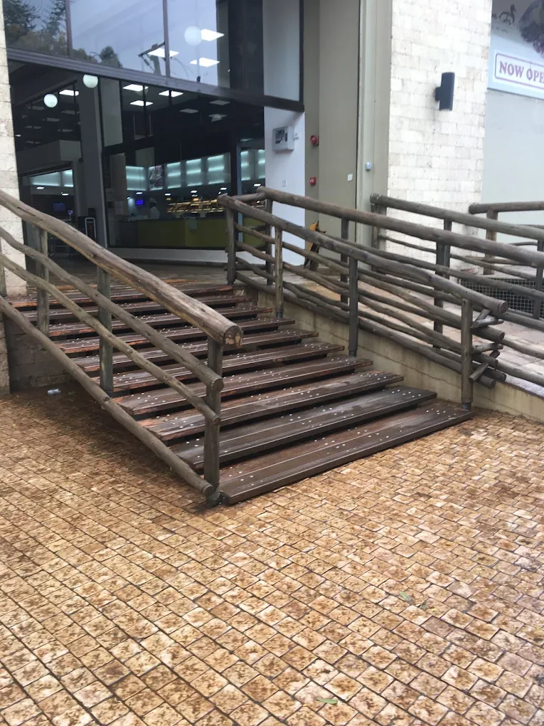 Karen Landmark thumbnail 6