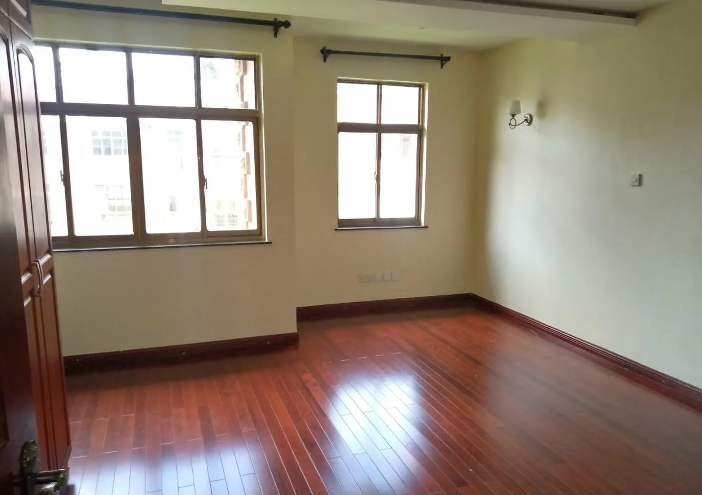 Karen Splendor thumbnail 2