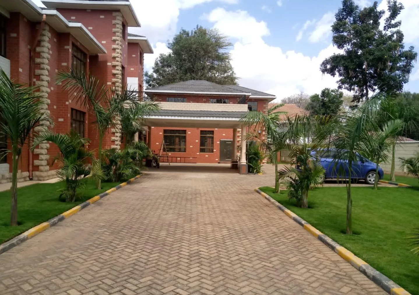 Karen Splendor thumbnail 5