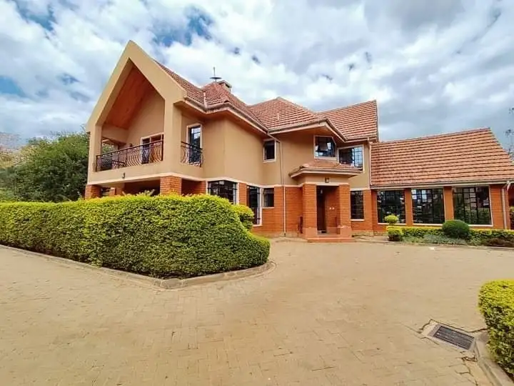 Lions Hut Gardens thumbnail 4