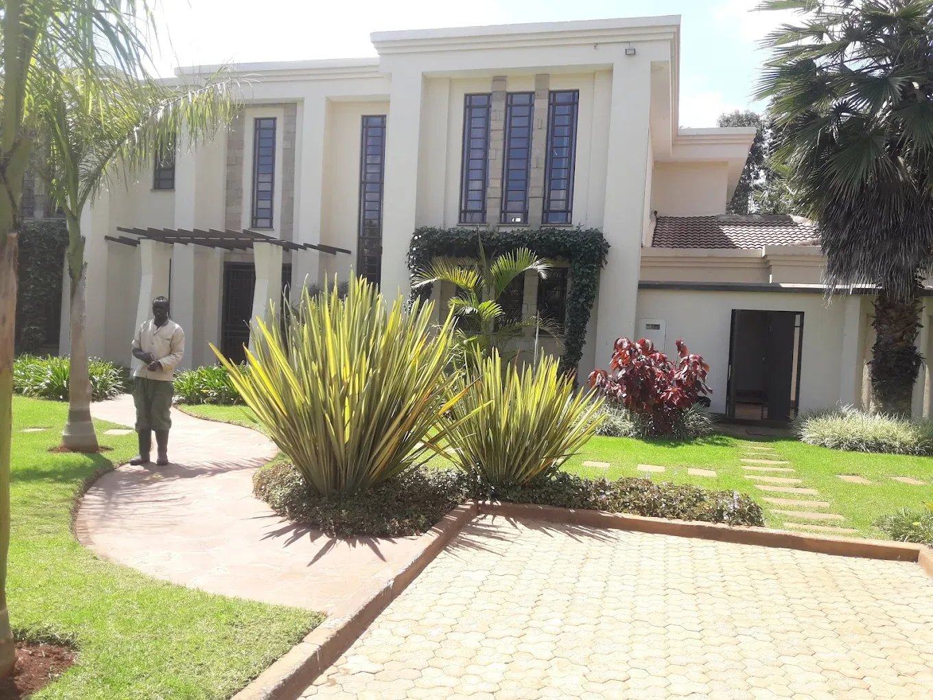 The Estate thumbnail 9