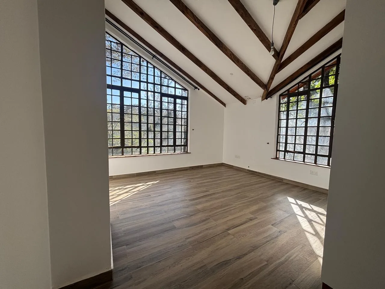 6 Bedroom House for Sale in Karen paod thumbnail 2