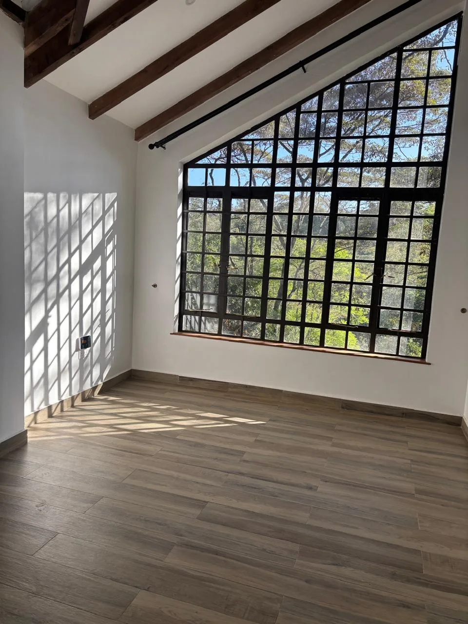 6 Bedroom House for Sale in Karen paod thumbnail 11