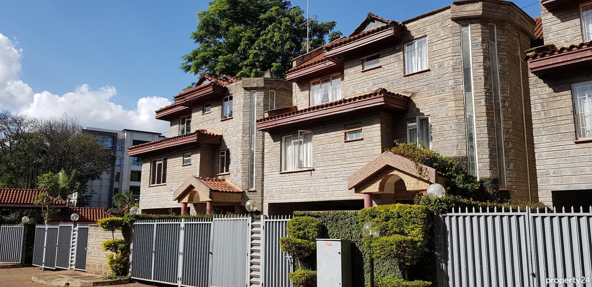 Lavington Solo Villas in Lavington
