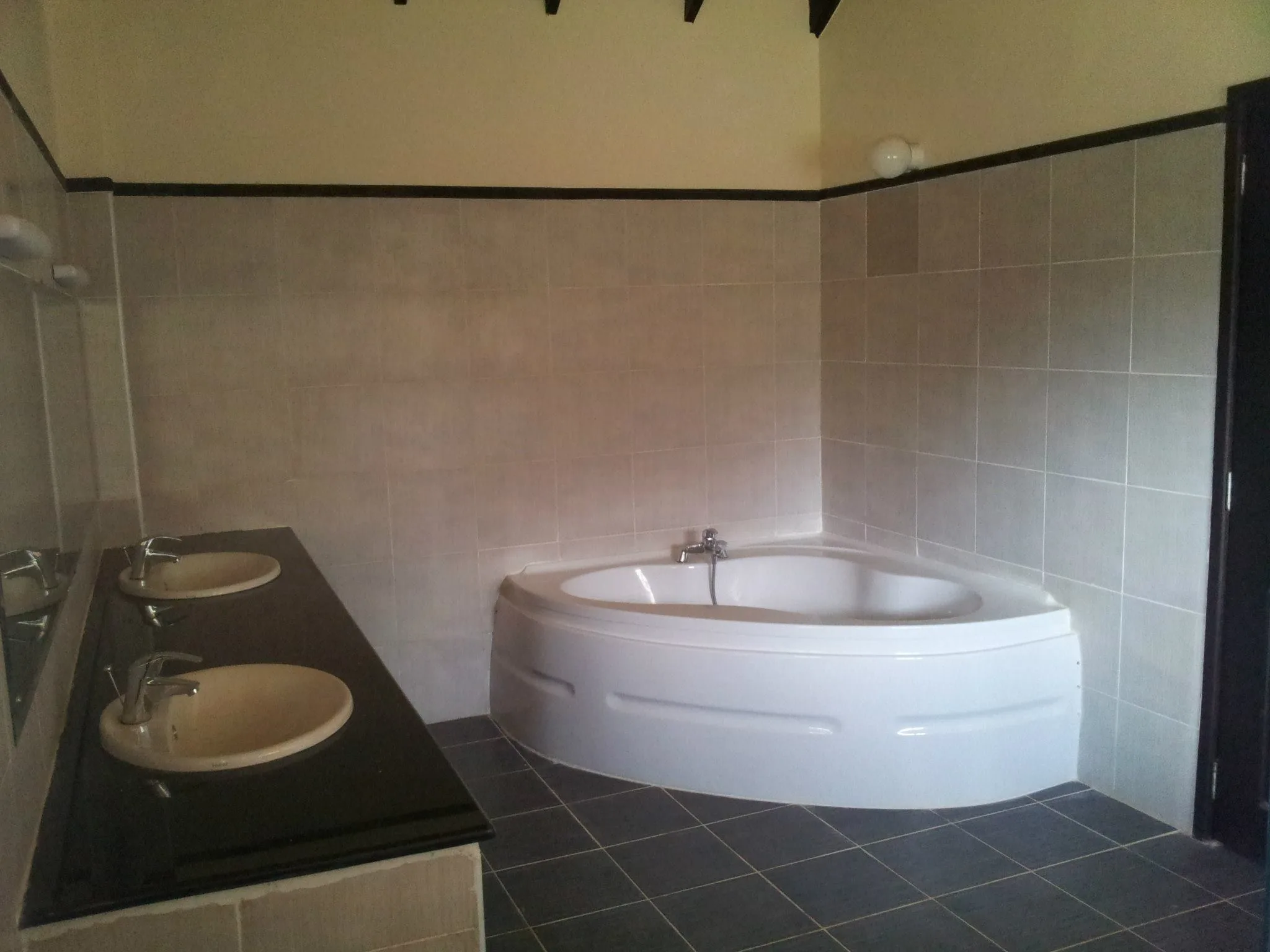 Muhugu Gardens thumbnail 13