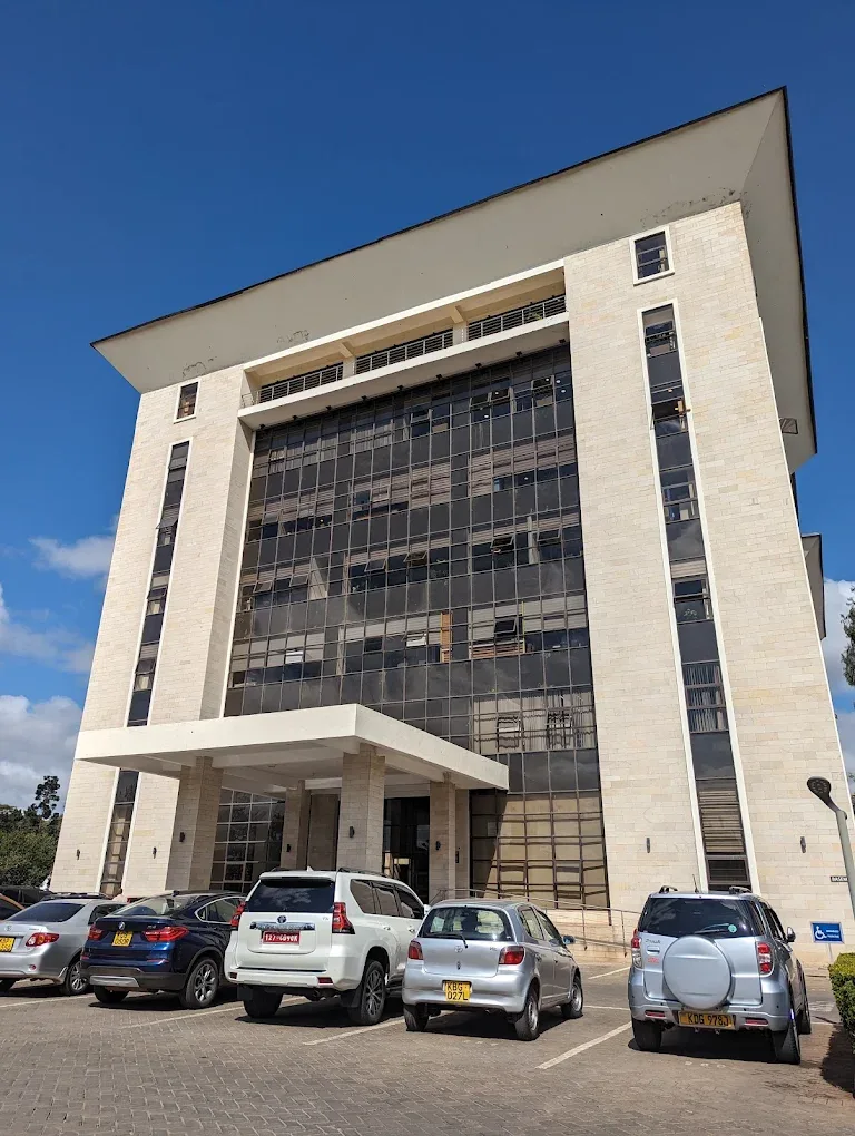 Avenue 5 - OFFICE in Kilimani photo