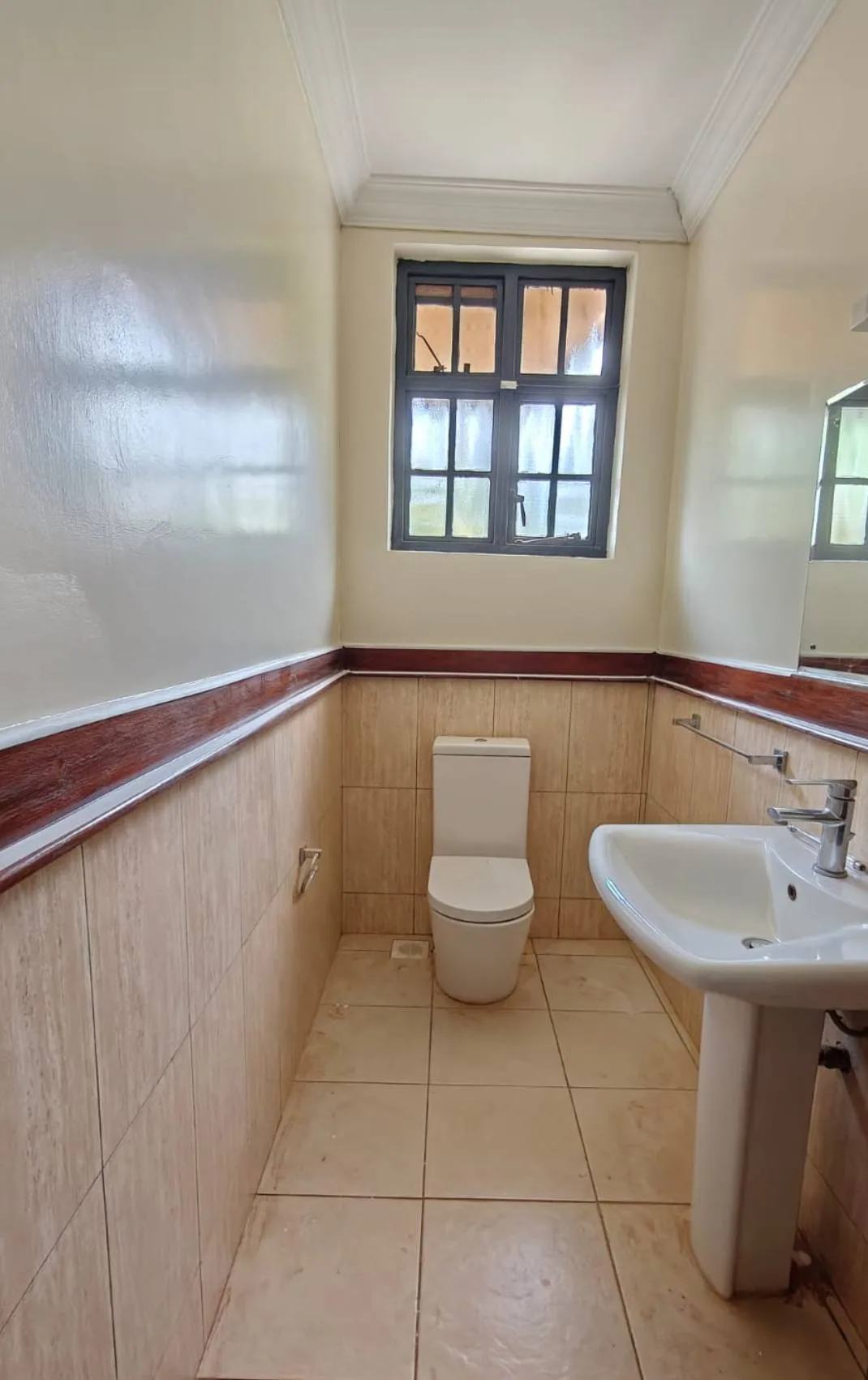 Mukinduri Gardens thumbnail 6