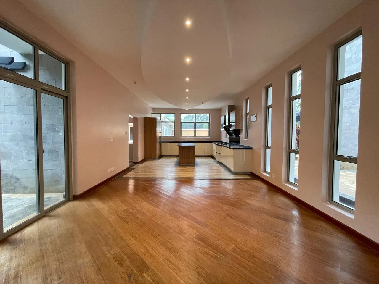 Larkspur Villas thumbnail 12