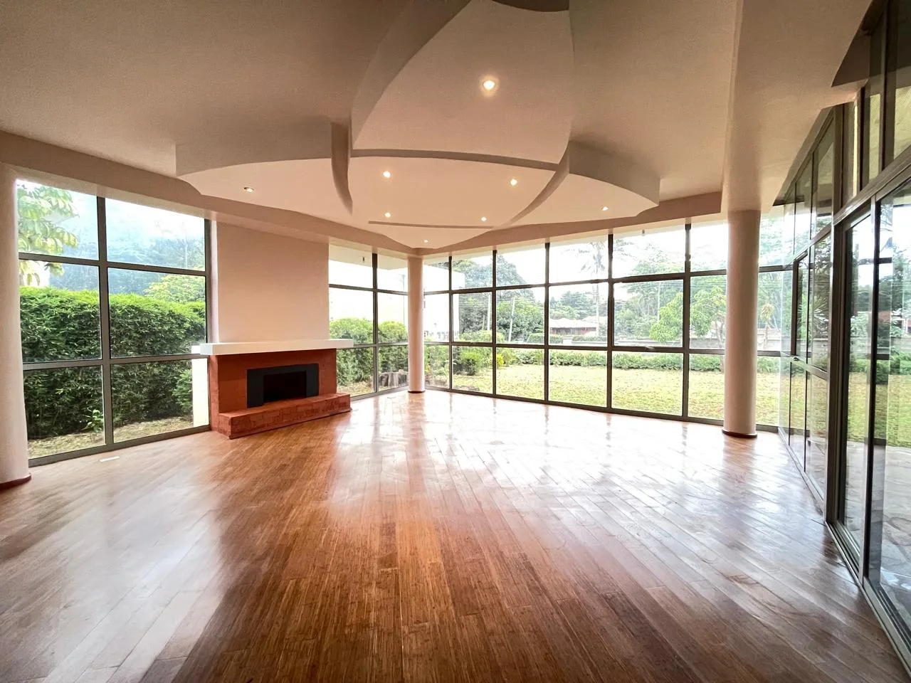 Larkspur Villas thumbnail 6