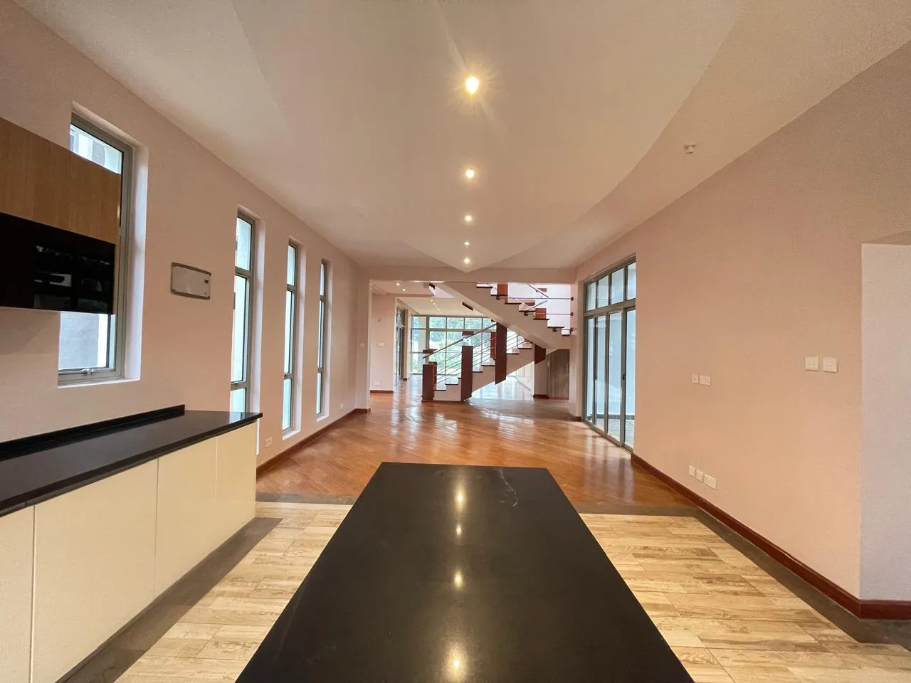 Larkspur Villas - House in Karen photo