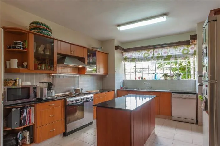 Dik Dik Gardens thumbnail 4