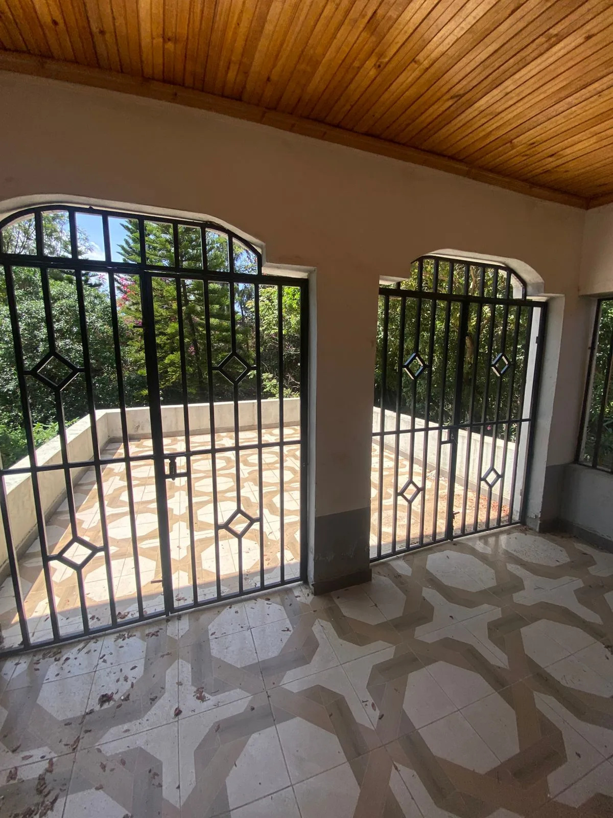 5 Bedroom House for Rent in Karen iezc thumbnail 5