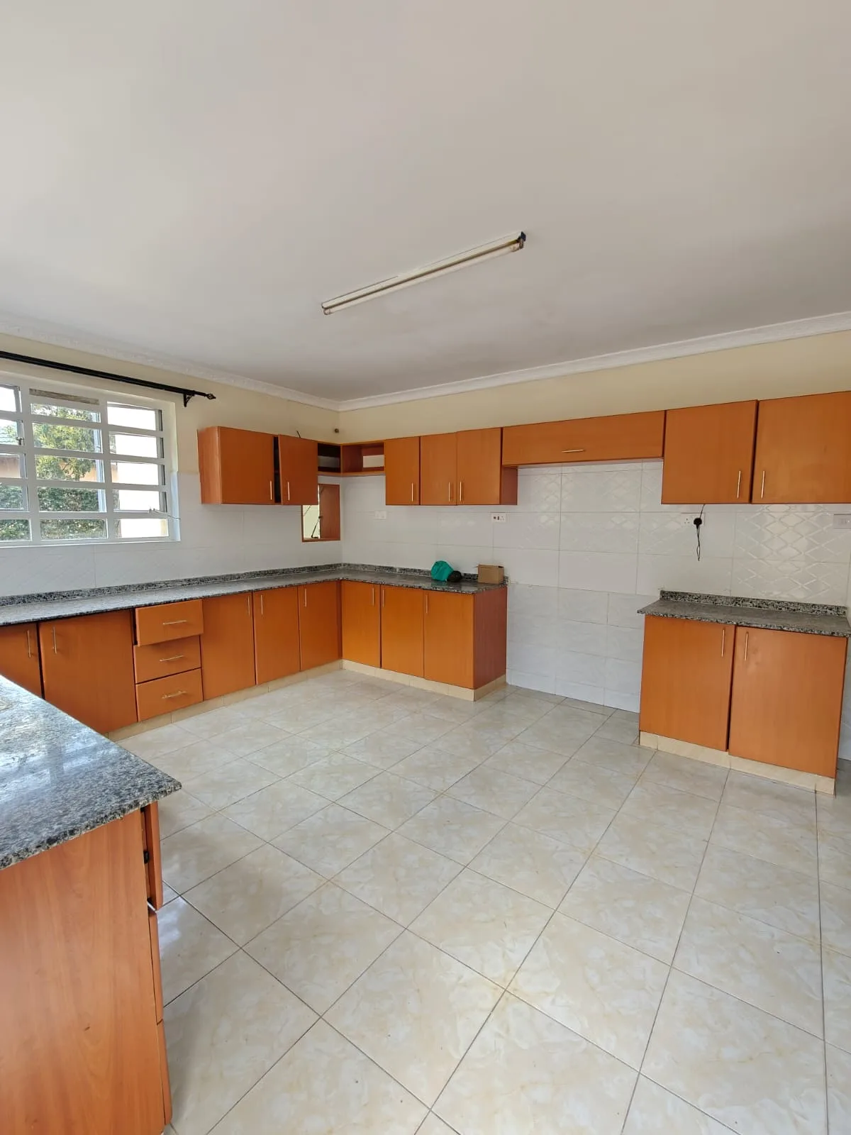 Avocado Lane Homes Karen thumbnail 2