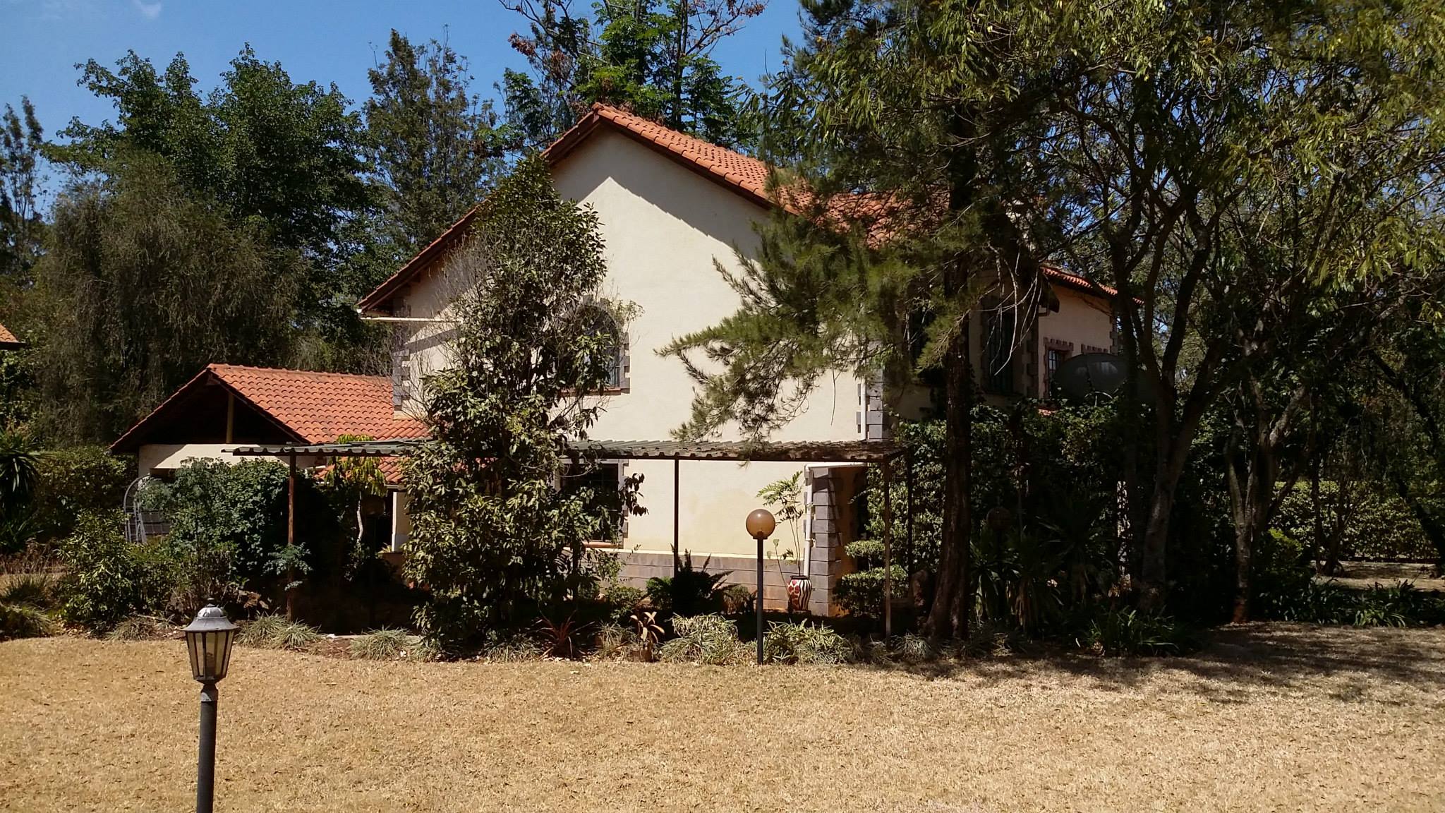 Forest Edge Gardens - House in Karen photo