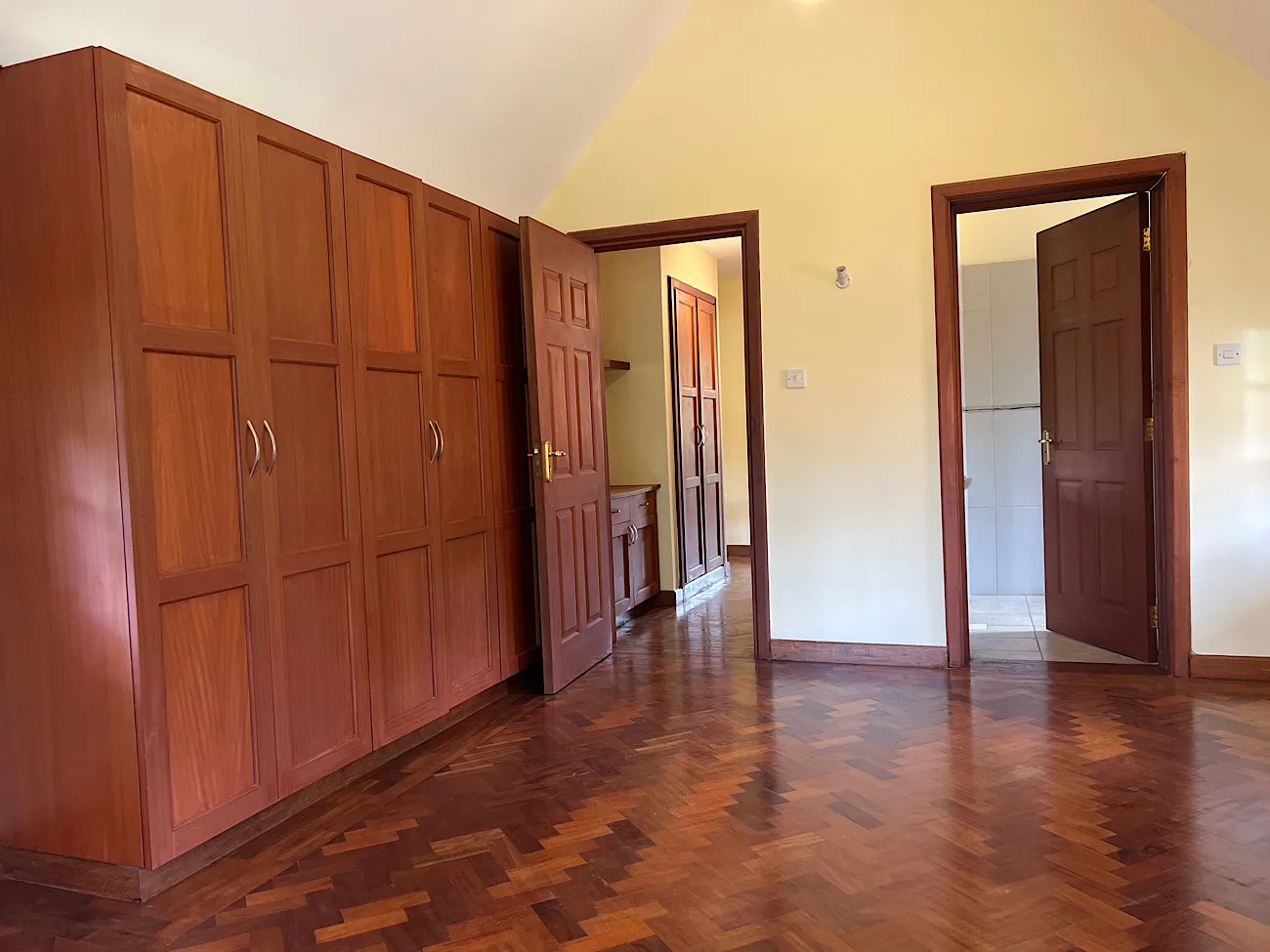 Miotoni Gardens thumbnail 2