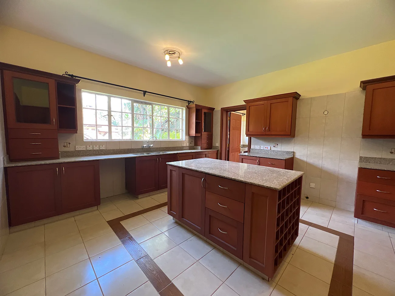 Miotoni Gardens thumbnail 4