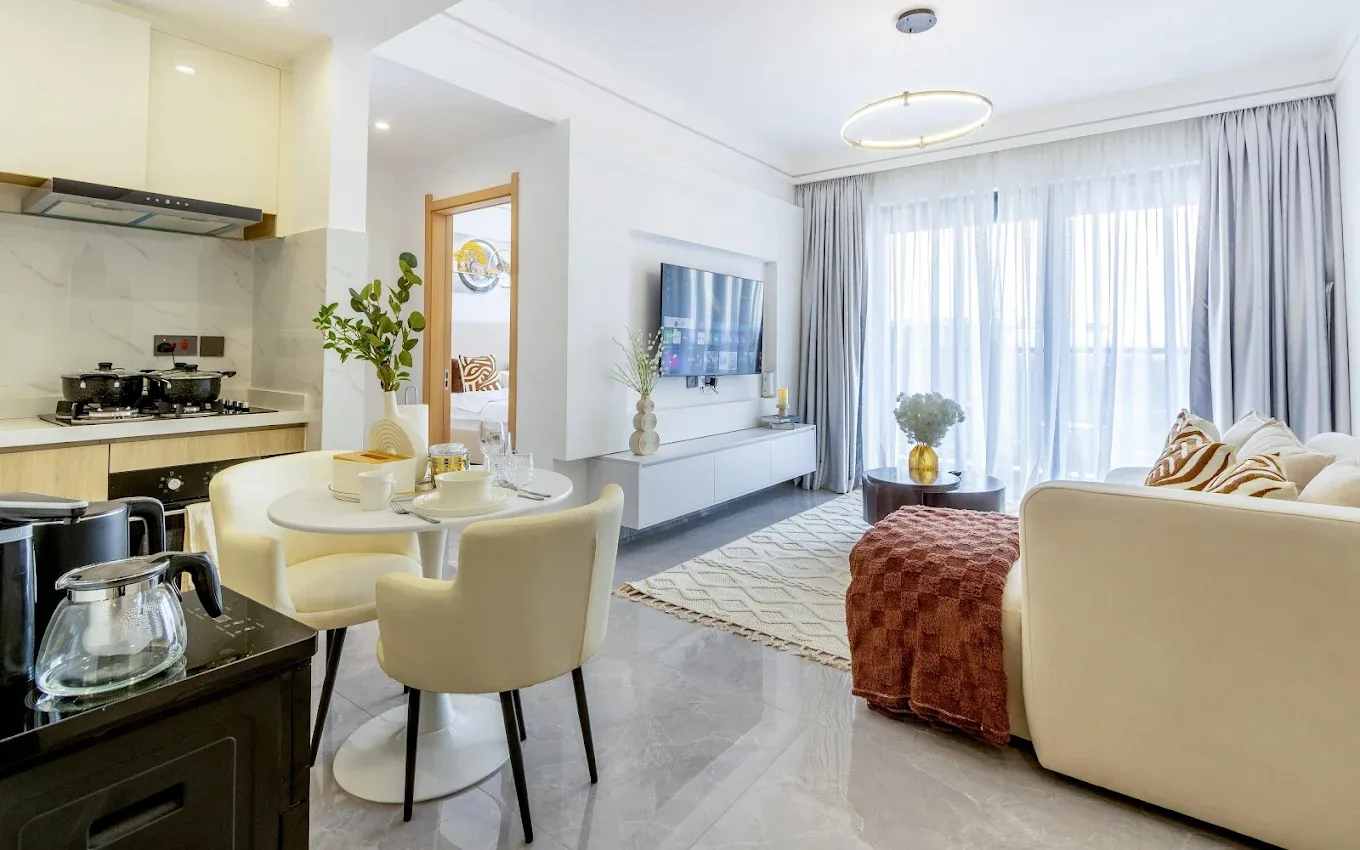 Riara One thumbnail 2