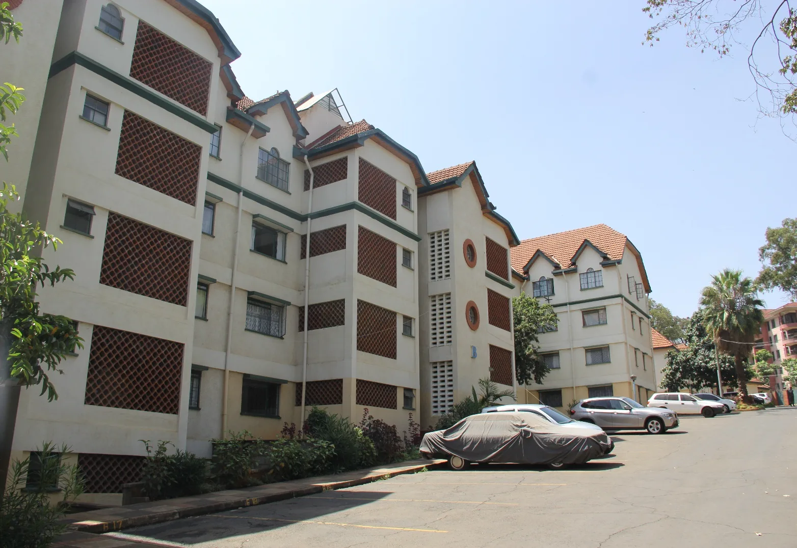 CBK State House Crescent Flats - APARTMENT in Kilimani photo