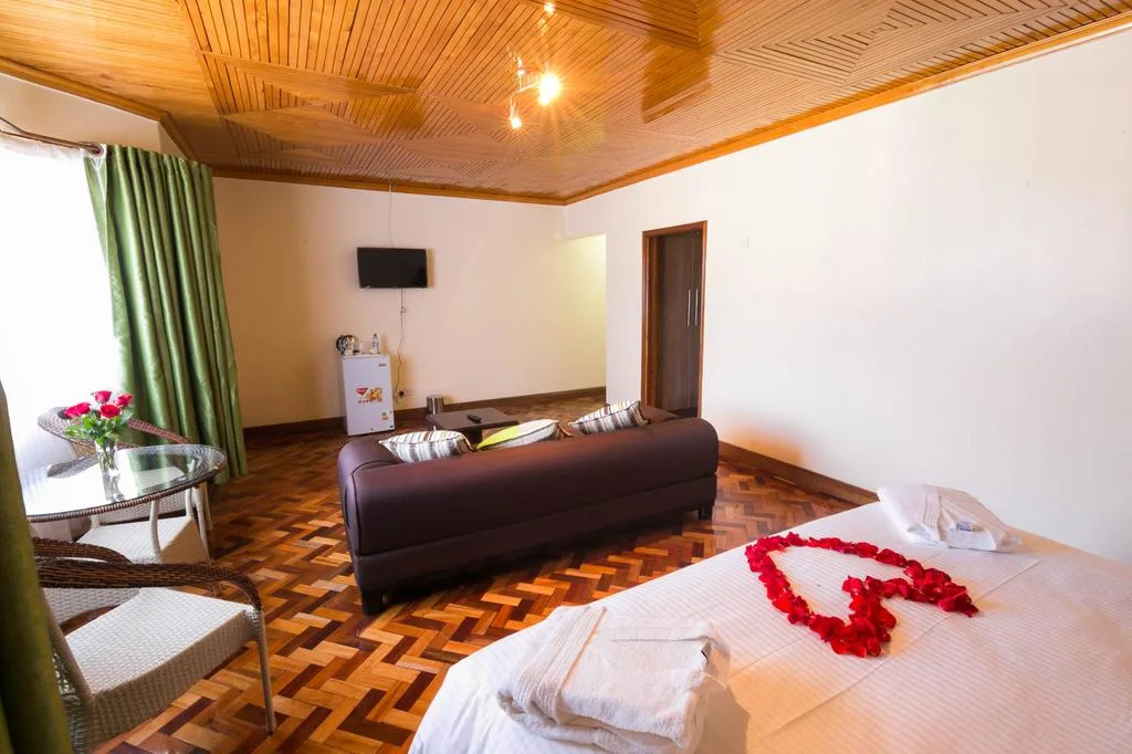 5 Bedroom House for Sale in Karen ybmp thumbnail 4