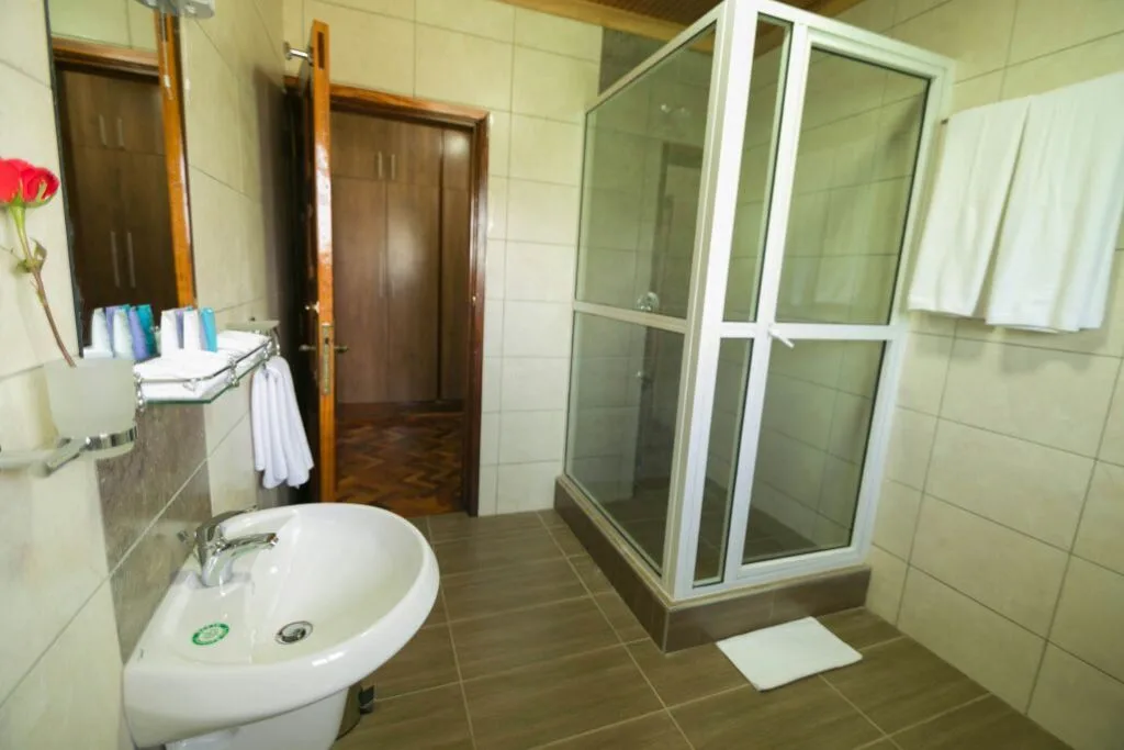 5 Bedroom House for Sale in Karen ybmp thumbnail 5